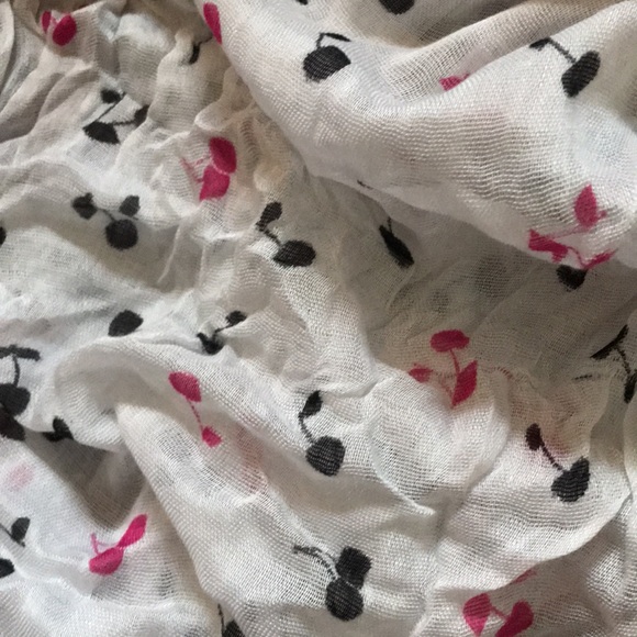 ⭐️LAST CHANCE⭐️ 6 scarf bundle - Picture 6 of 7